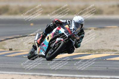 media/Apr-20-2025-CVMA (Sun) [[39090e8767]]/Race 11-500-350 Supersport (Holeshot)/